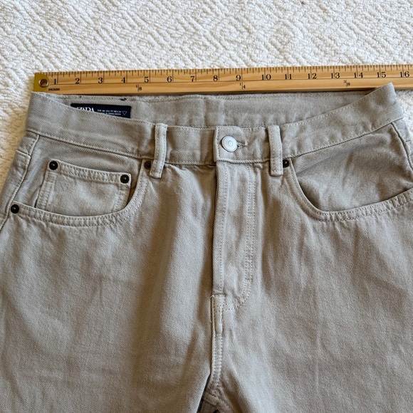 NWOT Zara Men's Beige Jeans with Black Abstract Design Sz 31 - Picture 5 of 8